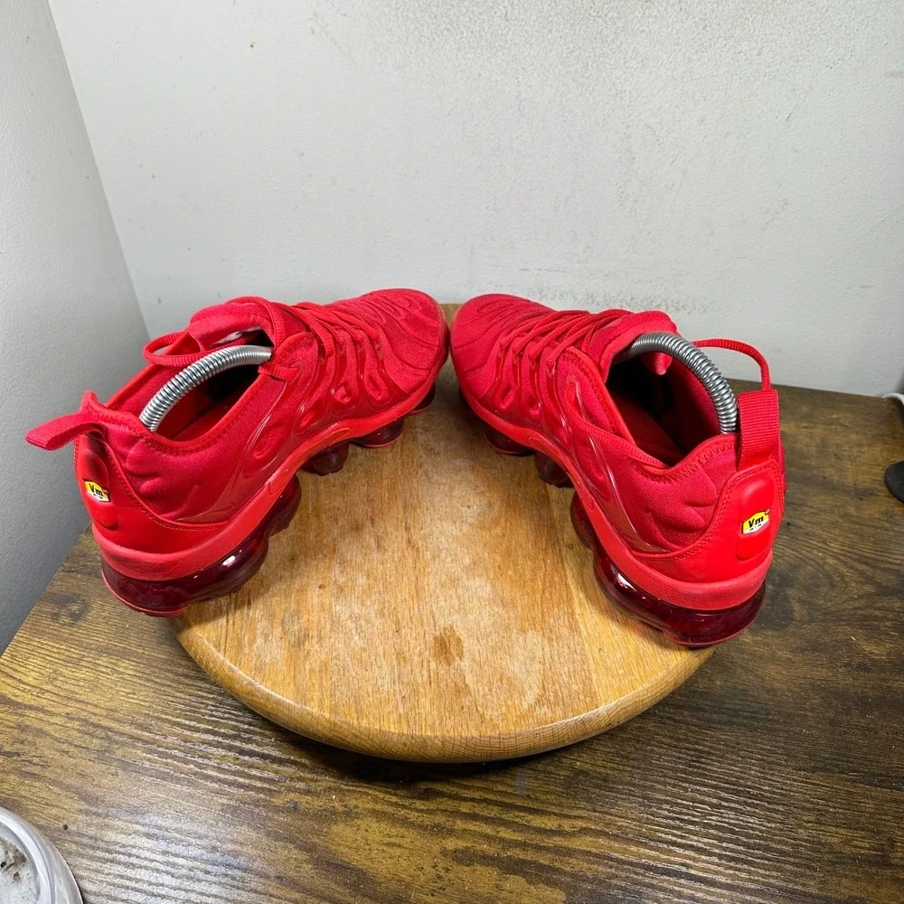 Nike Air VaporMax Plus University Red Mens CW6973-600 Running Shoes Size 7.5